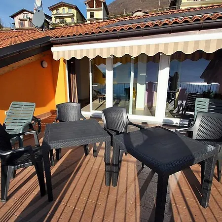 Piazzo Sleeps 8 Pool Wifi *