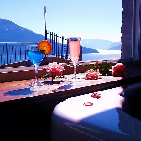Apartment Piazzo Sleeps 8 Pool Wifi Vercana