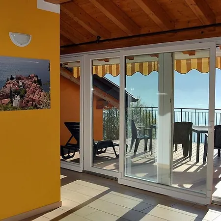 Piazzo Sleeps 8 Pool Wifi