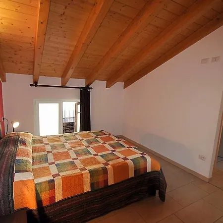Apartment Piazzo Sleeps 8 Pool Wifi